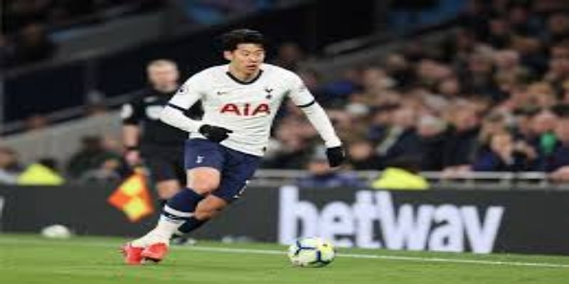 视角：克劳利反击未果，防守承压- 九游娱乐