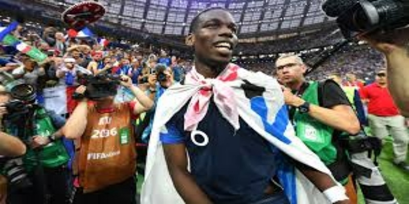 博格巴的曼联之困：天价回归与奖杯空白  - 九游娱乐