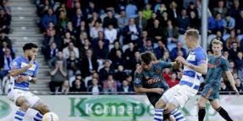 战术革新：荷兰全攻全守与高强度逼抢的结合 - 九游娱乐