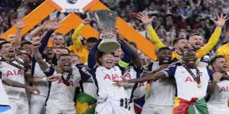 战术革新与新赛季前景- 九游娱乐