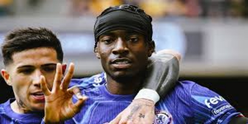 若日尼奥与中场铁三角的统治力 -九游娱乐