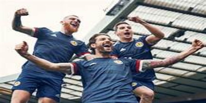 从均势到崩盘-九游娱乐解析比赛节奏的剧烈转折-九游娱乐